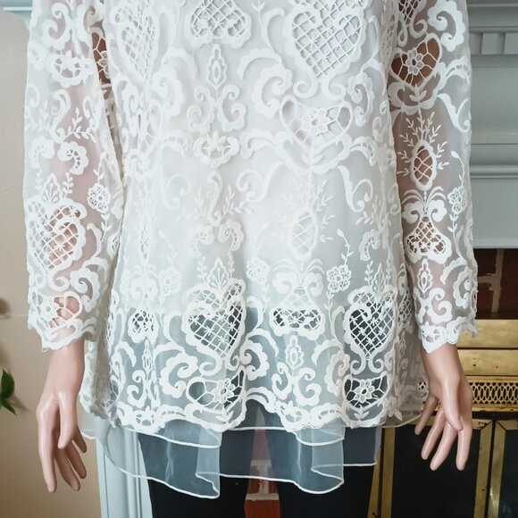Women's White Lace Layered Blouse L Sheer Scalloped Edges Lined Tunic Top - Picture 4 of 11